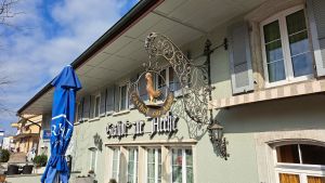 Zum Startkaffee geht's in die Arche in Arch